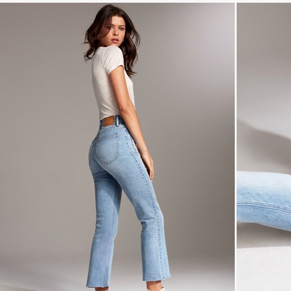 Aritzia Denim Forum Bailey Patch Jeans 